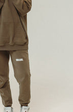 Set Bottoms [white text]