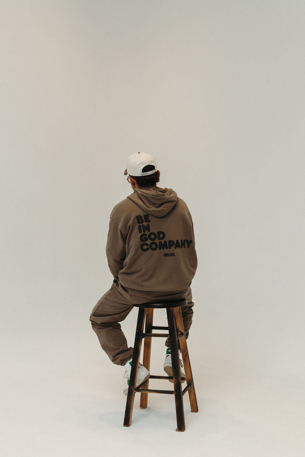 Set Top [black text]